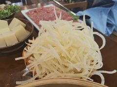 -黔有有贵州酸汤夺夺粉火锅(五味十字店)