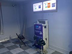 -VR 间客漫·PS电玩·虚拟现实包间游戏电竞(街道口店)