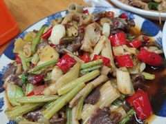 泡椒鸡杂-雨田饭店
