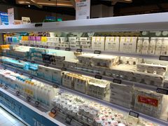 面包甜点陈列柜-七鲜超市(通州ONE店)