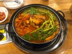 -喇喇排骨火锅·传统韩式脊骨汤(望京西园总店)