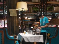 -领鲜活海鲜榴莲自助火锅(东门店)