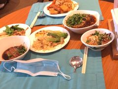 -亚龙湾希尔顿自助餐厅·海鲜·烧烤·沙滩BBQ·现场乐队