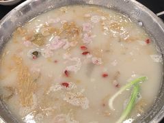-老来福·非遗酸汤兔(凯旋路店)