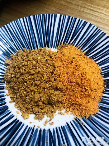 汤用来煮面，晚上满足了因两顿饭而强烈要吃肉的田先森