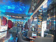 -屋有岛沉浸游戏旗舰店(中山公园店)