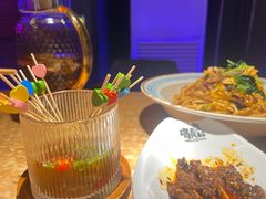 -喝丢一只鞋海鲜烧烤·海肠捞饭(东关街店)
