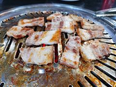 -牛信亭韩国料理·炭火烤肉(紫藤路店)