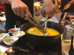 -鲜入围煮花胶鸡海鲜火锅