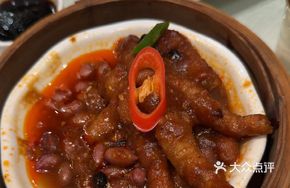 Sauce Steamed Chicken Feet