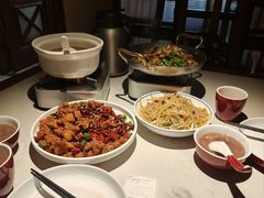 -湘西小馆(滨河路店)