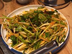 -山河屯铁锅炖·非遗东北菜(南山店)