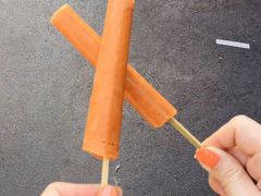 -席娜卡琳火车铁道夜市