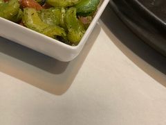 -荟廷·晶萃(陆家嘴尚悦湾店)