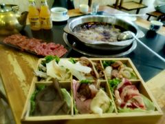 -金鼎雪山牦牛杂火锅(理县总店)