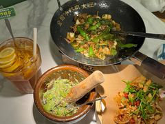 -费大厨辣椒炒肉(高铁吾悦广场店)