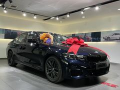 -上海宝信宝马4S店