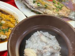 -先鲜鲫鱼粥