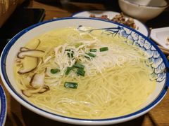 -二孃鸡爪爪(东风路总店)