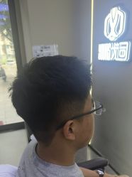 -尤司男士国潮理发馆