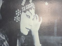 -荒岛实景沉浸密室(江汉路1店)