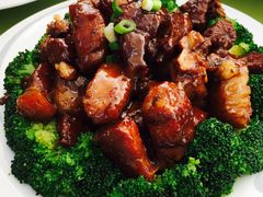 秘制红烧肉-日照大牌檔•小船海鲜(万平口店)