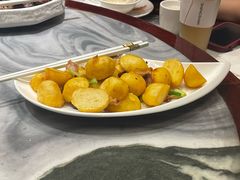 -蔼若春.传承三十年云南菜(金碧公园店)