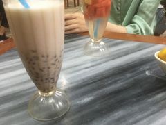 -黄师奶甜品店