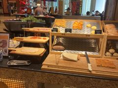 -怡咖啡海鲜自助餐厅(浦东香格里拉店)