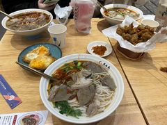 -贵凤凰贵州米粉(五道口店)