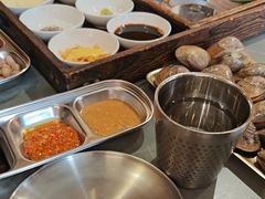 -围炉肉舍•炭烤活鳗•丹东海鲜烤肉(步行街店)