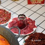 昆明火锅//一家带有甜品店的火锅