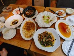 -渝半城经典川粤菜(重庆天地店)