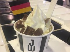 -JW德国冻酸奶Frozen Yogurt(龙湖成都滨江天街店)