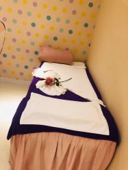 -蕾蕾美颜美容美体