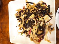 -小厨子私房菜·云南美食店