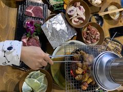 -喝丢一只鞋·东北烤肉·烧烤·铜火锅(江宁店)