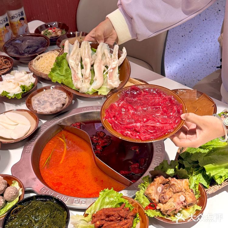 在西安！5️⃣天吃3️⃣次的老火锅！🤤