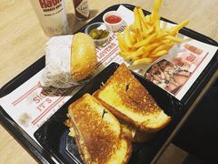 -The Habit Burger Grill 哈比特汉堡(复兴soho店)