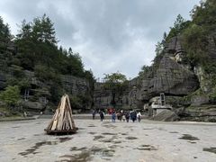 -梭布垭石林景区