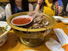 手抓羊肉-十二毡房蒙餐·蒙古包