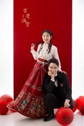 -蒙太奇婚纱摄影(万达店)
