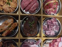 -马路牙子烧烤音乐酒馆(望京店)