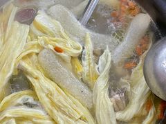 -濠轩阁特色生蚝火锅(水湾路店)