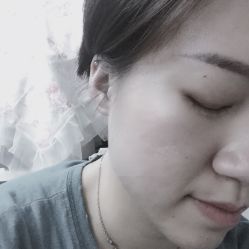 -花师傅专业手穿耳洞打耳洞穿孔