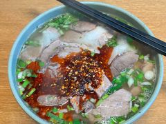 -臻老板牛肉面(光华路SOHO店)