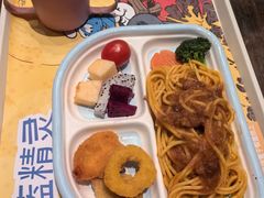 -蓝精灵乐园·世茂精灵之城主题乐园