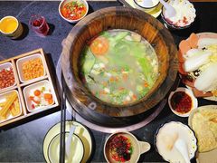 -秋语木桶鱼.酸菜鱼(开发区火车站店)