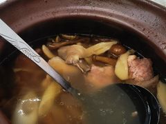 菌菇排骨汤-民间瓦缸煨汤館(嵩山路店)