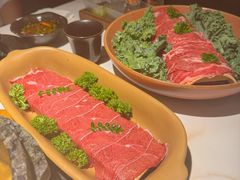 高原育牛Angus嫩肩-芸山季·云南山珍菌火锅(南翔印象城MEGA店)